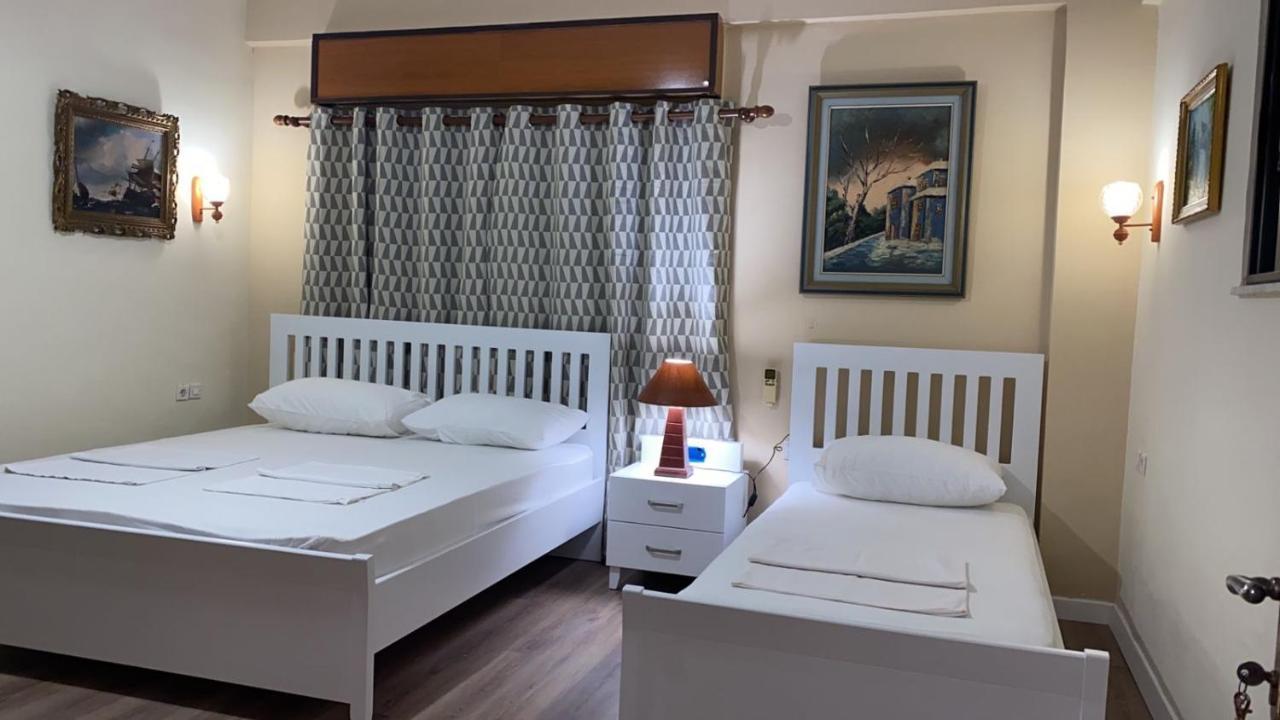 Citycenter Studios Sarandë Esterno foto