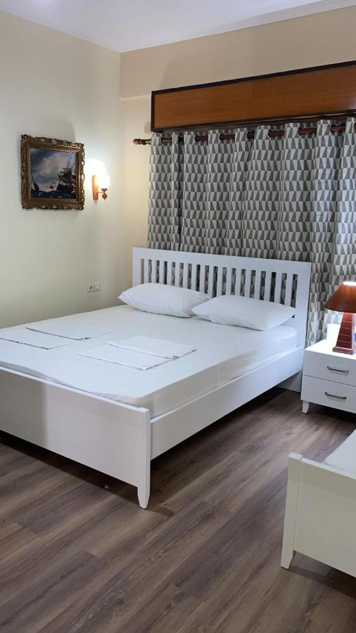 Citycenter Studios Sarandë Esterno foto