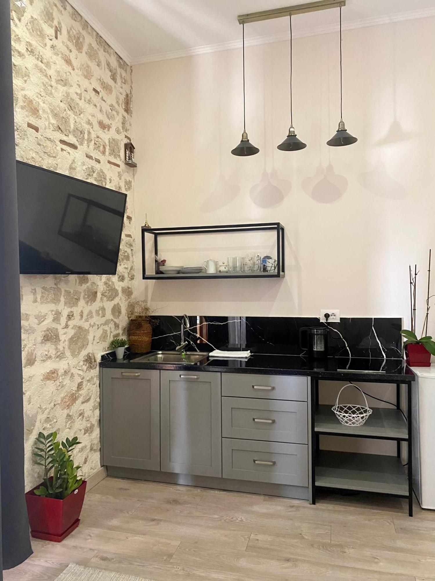 Citycenter Studios Sarandë Esterno foto